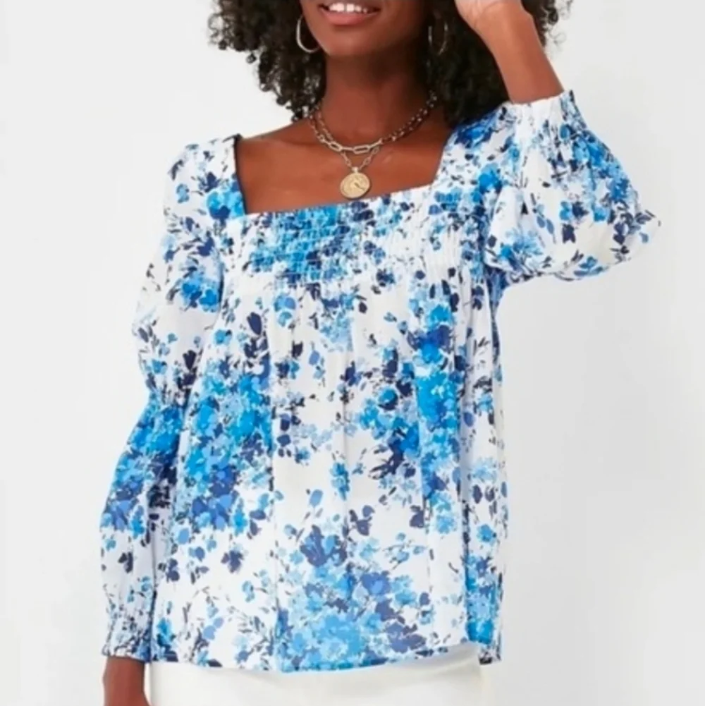 Tuckernuck Bluebell Meadows Tilly Smocked Floral Cotton Top NEW $168 sz Small